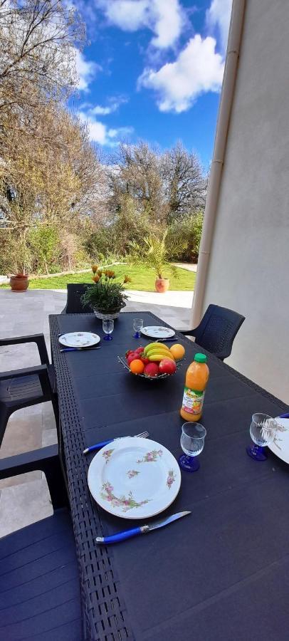 Villa Sandrine, Confortable Et Cosy Proche D'Aix En Provence Meyrargues Exteriör bild